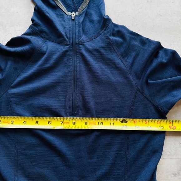 Ibex 100% Merino Wool Lightweight 1/4 Zip Hoodie, Navy Women’s Small - Picture 8 of 9